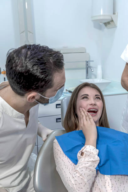 Best Emergency Care for Gum Disease in Lanse, MI